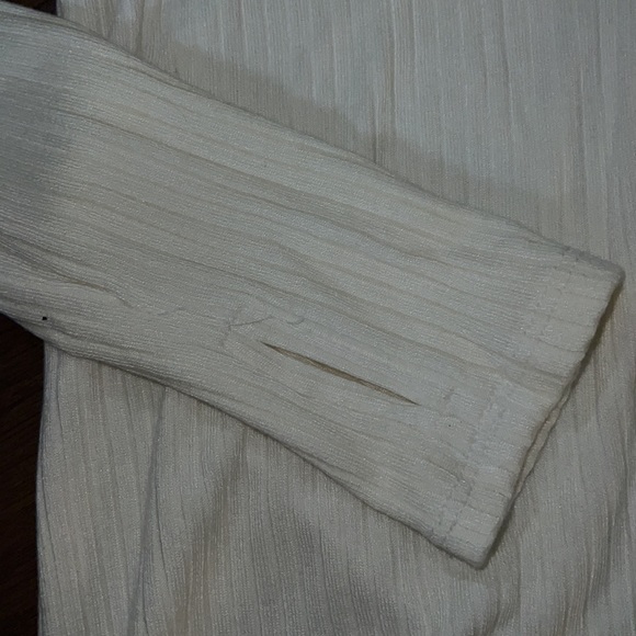 M Michael Lauren white top. - Picture 3 of 3